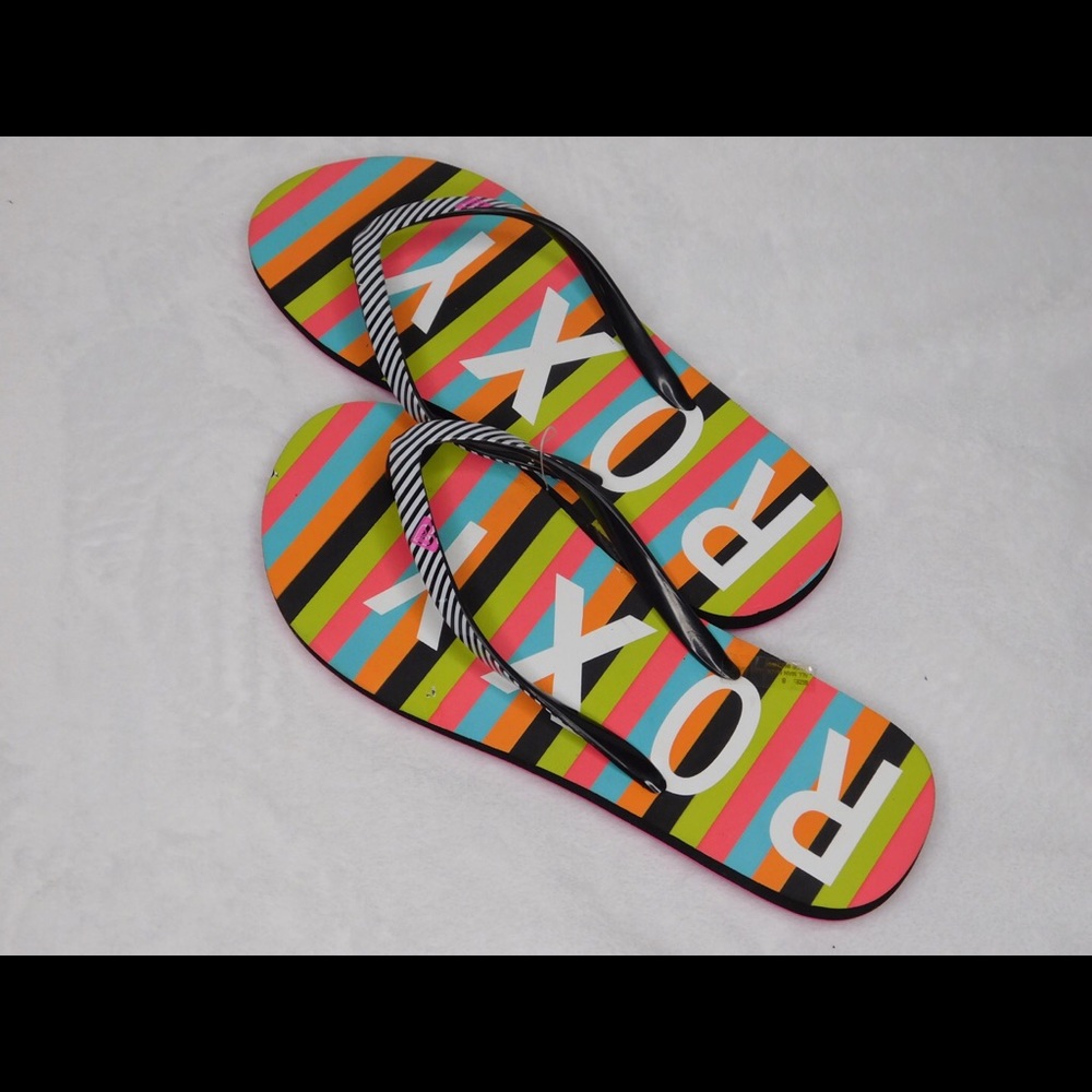 Brand new Roxy sandals